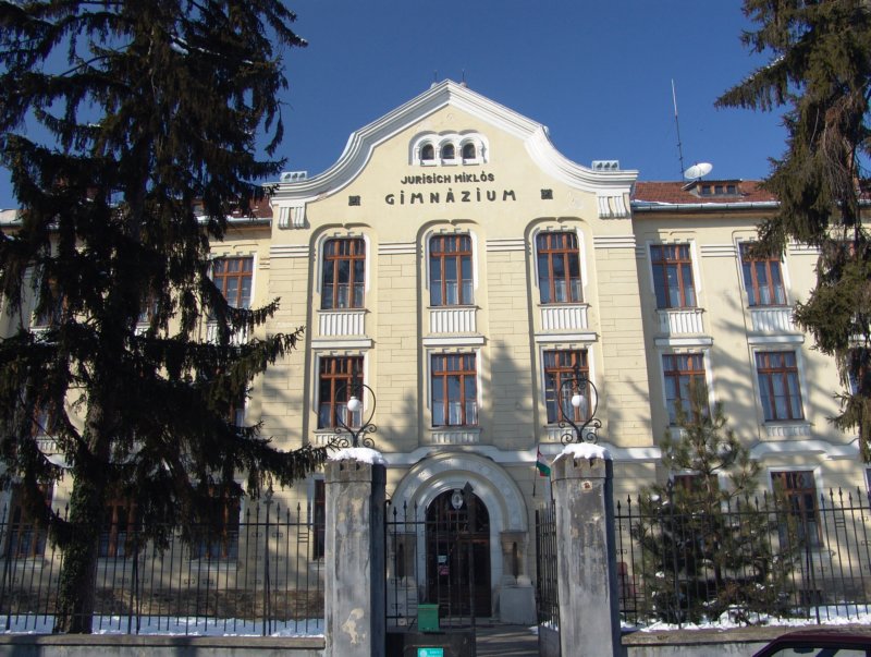 photo1.jpg